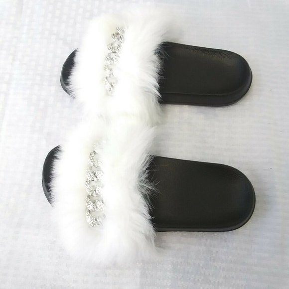 White Faux Fur Slides/Slippers/With Chain - Picture 2 of 6